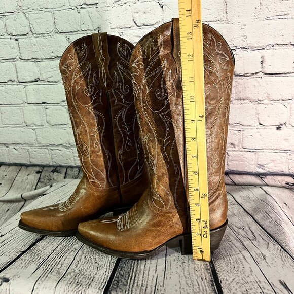 NWT Idyllwind Sweet Tea Western Boots - Snip Toe - Women's size 6 - Picture 3 of 10